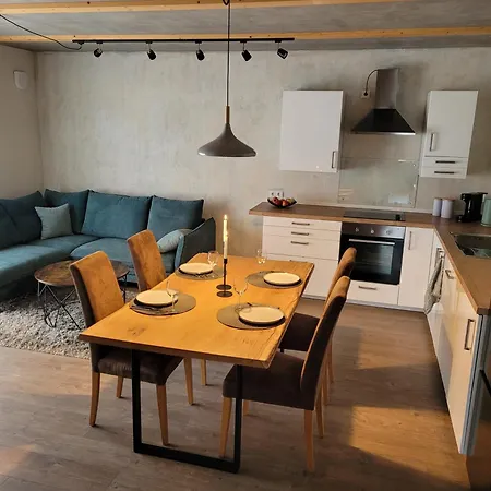 Apartment Unterm Burghalder - Direkt Am Waldrand